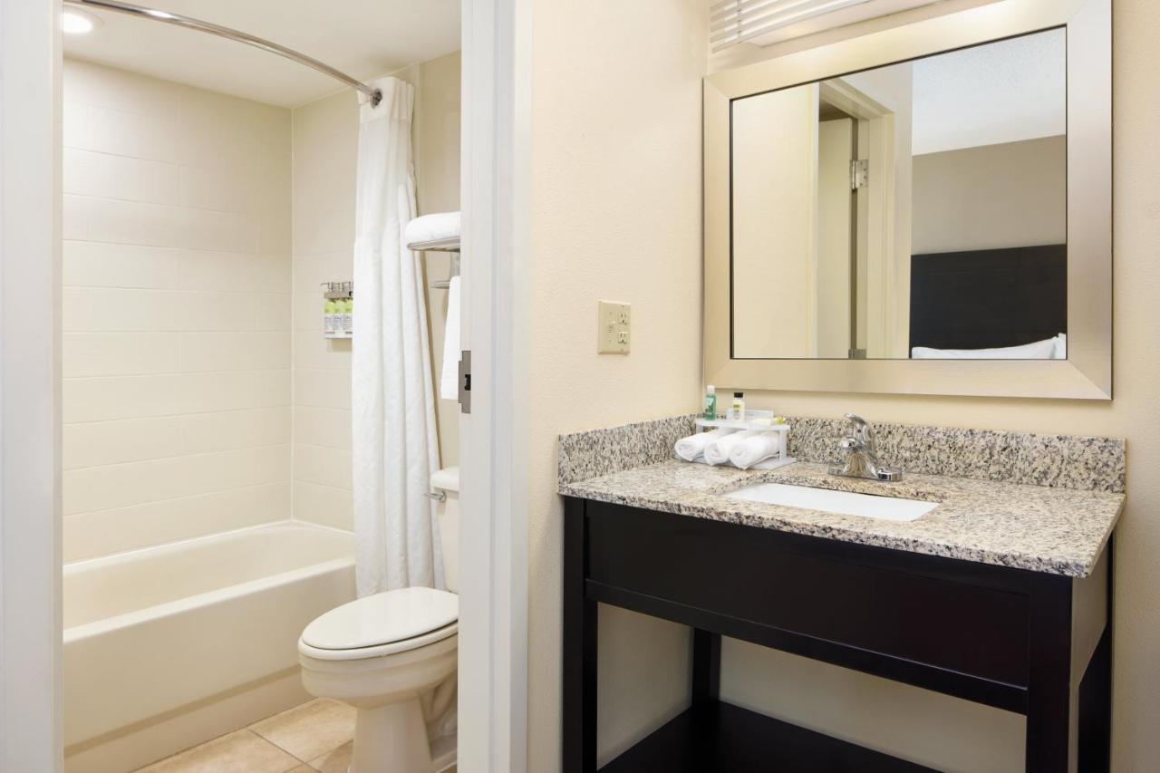 Holiday Inn Express & Suites Alpharetta By Ihg Eksteriør billede