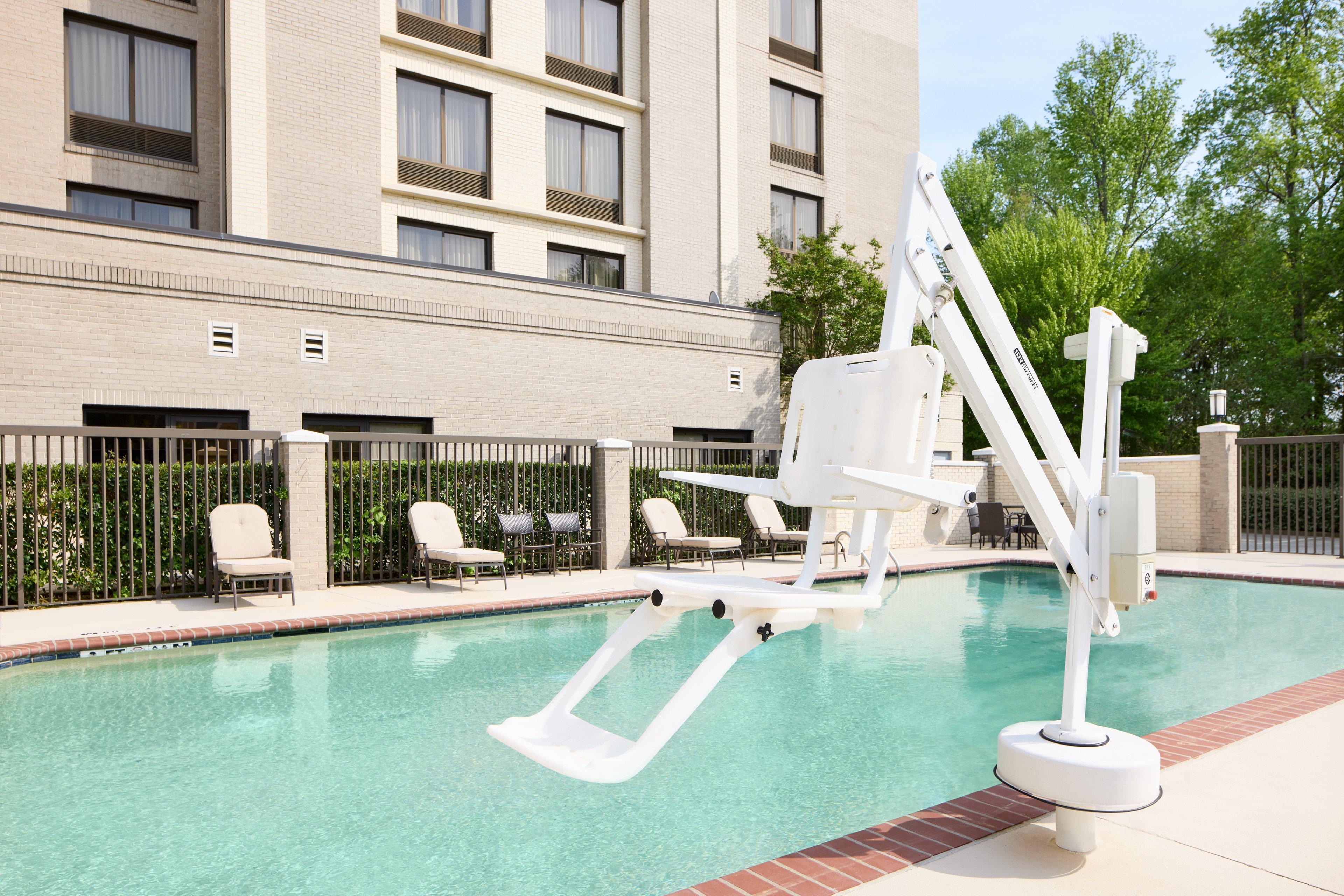 Holiday Inn Express & Suites Alpharetta By Ihg Eksteriør billede