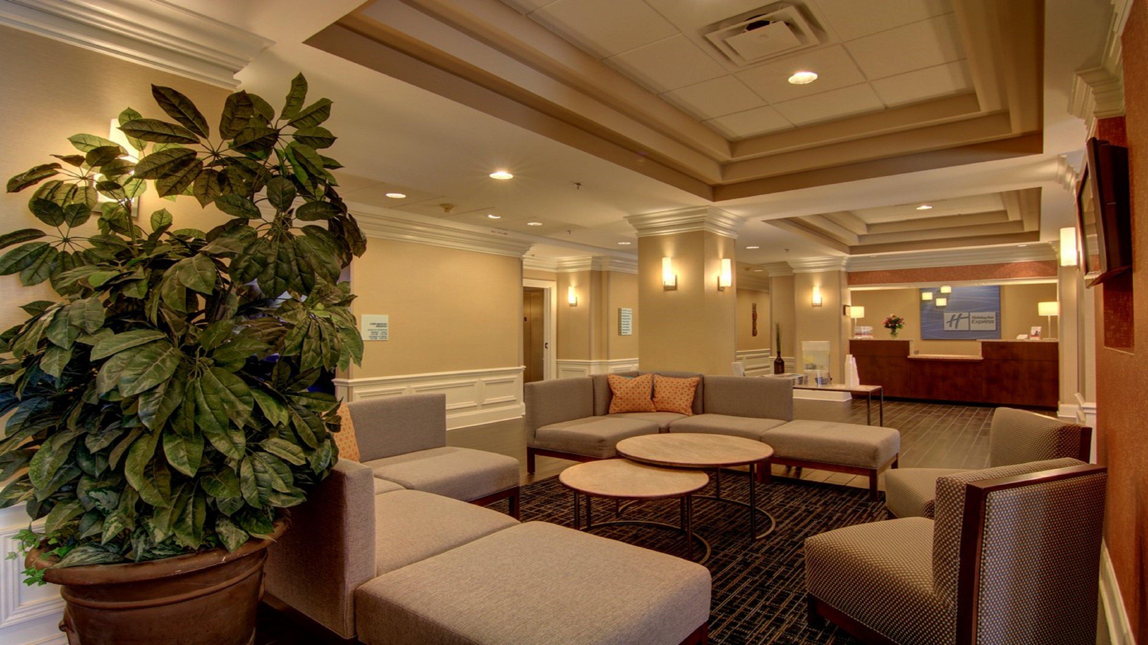 Holiday Inn Express & Suites Alpharetta By Ihg Eksteriør billede