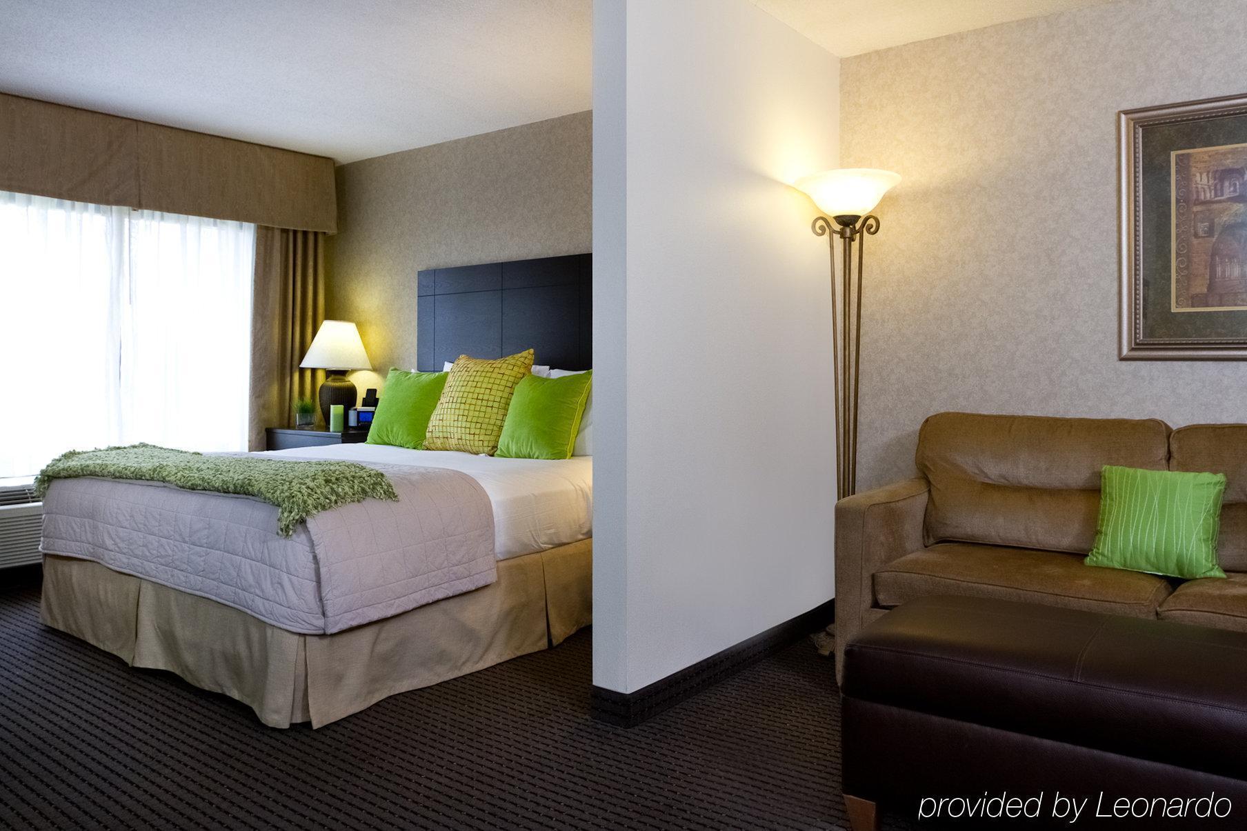 Holiday Inn Express & Suites Alpharetta By Ihg Værelse billede