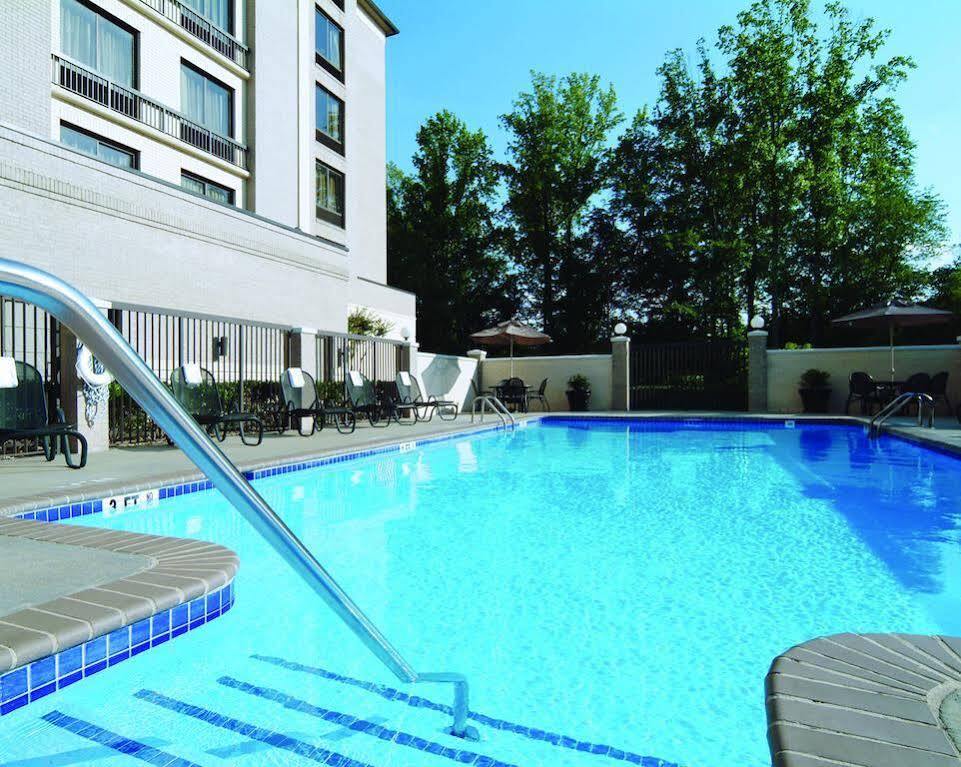 Holiday Inn Express & Suites Alpharetta By Ihg Eksteriør billede
