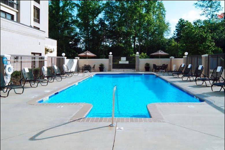 Holiday Inn Express & Suites Alpharetta By Ihg Eksteriør billede